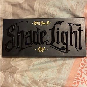 Kat Von D Shade and Light eyeshadow pallet